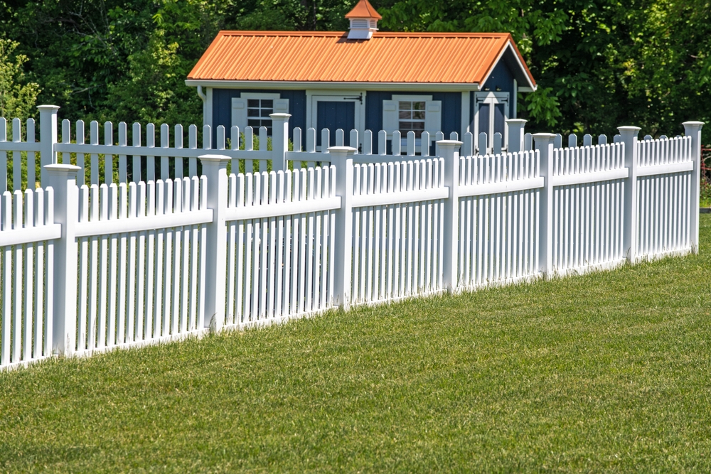 white picket fence meaning for blacks